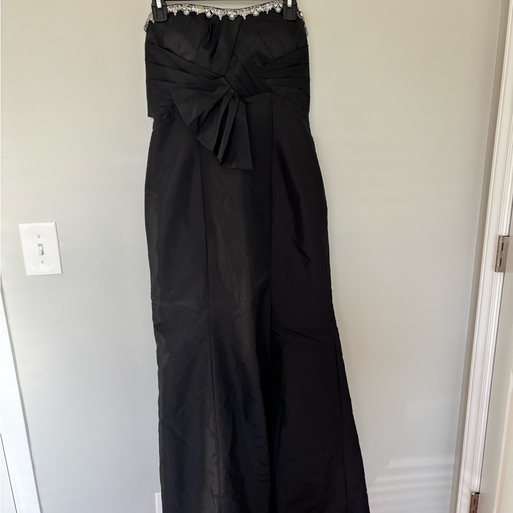 Elegant Black Strapless Gown